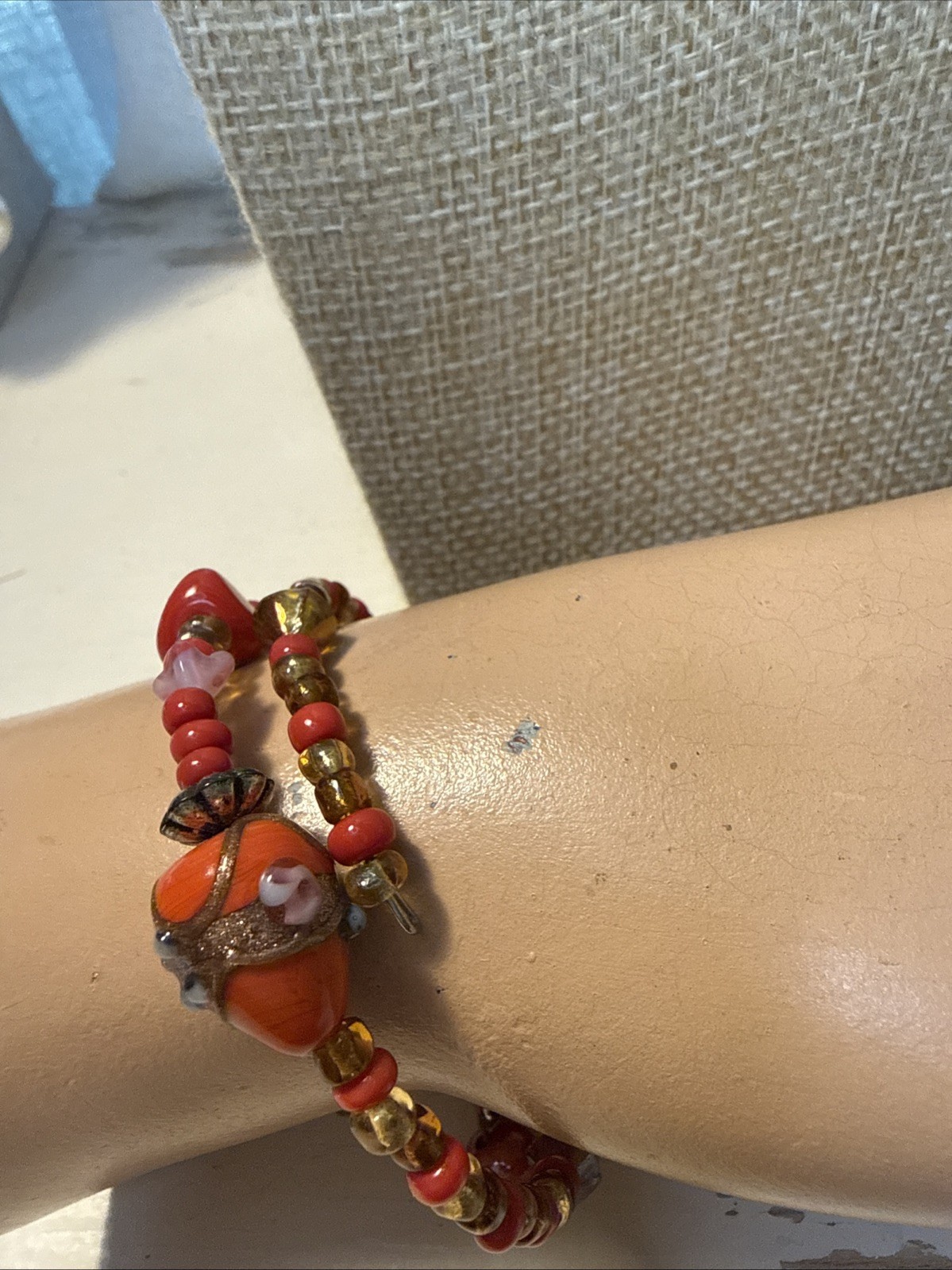 Vintage Preowned Unsigned Memory Wire Wedding Cak… - image 3