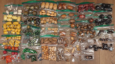 HUGE Lot of 450 Wooden Beads Macrame Jewelry Crafting 1 Plastic  Ceramic