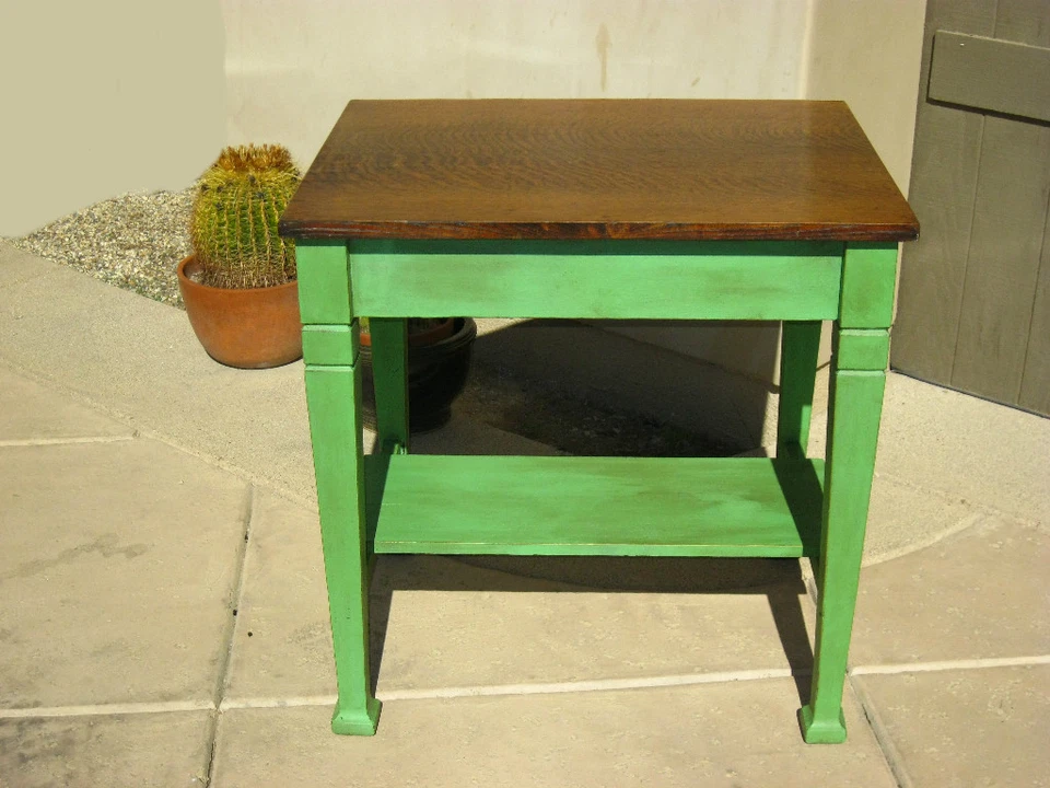 Antiga mesa missionária de madeira de carvalho americano com uma gaveta francesa chique gasto - Imagem 3 de 4