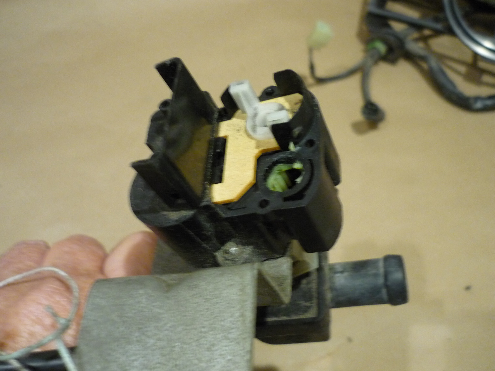 Ferrari 348-355- Heater Core For Inside Evaporator Unit With Heater Valve & Pump