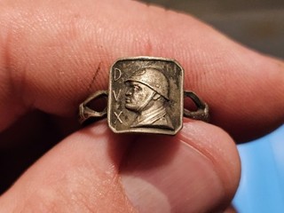 WW2 Italian Fascist Il Duce Mussolini Finger Ring