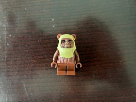 Lego Star Wars Ewok Lot: Logray, Chief Chirpa, Paploo, Wicket from 8038