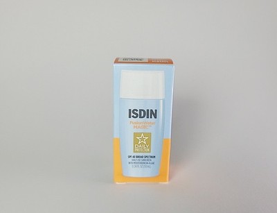 ISDIN Fusion Water MAGIC SPF 40- 0.34 oz/ 10 ml Travel Size NEW EXP 04/27
