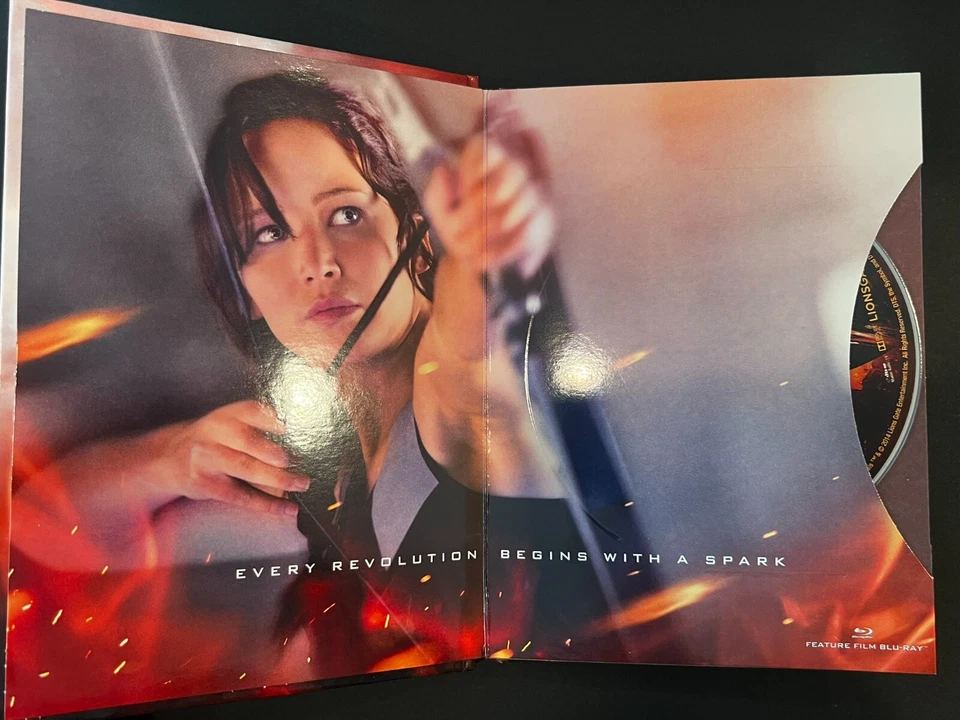 The Hunger Games-Catching Fire- Blu-ray/ DVD/ 3 Disc Ultraviolet Combo - Image 3 of 4