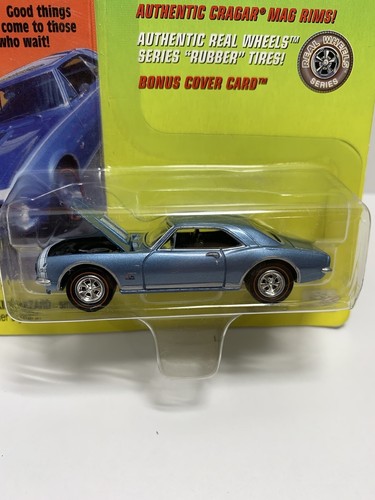JOHNNY LIGHTNING 1967 CAMARO SUPER CHEVY PLAYING MANTIS VAULT CARD STICKER Blue - Picture 3 of 8