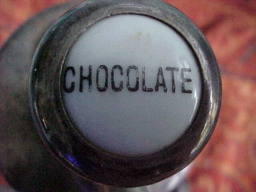 Vintage Original Soda Fountain Syrup Dispensers, Chocolate & Vanilla - Picture 3 of 6