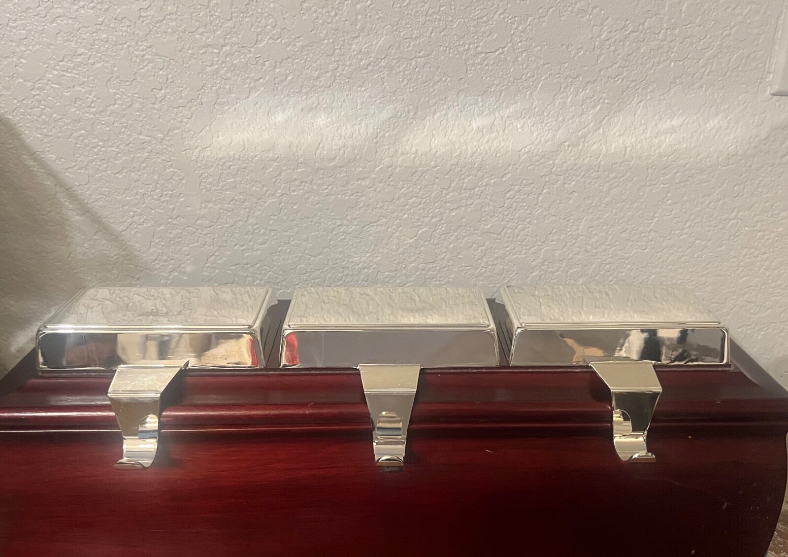 Pottery Barn Simple Stocking Holders Silver Plated Finish Set Of 3 VGC-image