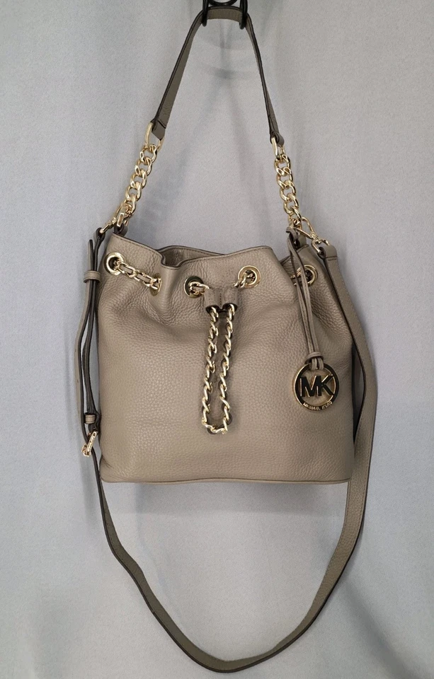 Bolso Bandolera MICHAEL KORS Frankie Mediano Taupe Cordón de Hombro con Correa de Cadena Foto 2 de 4