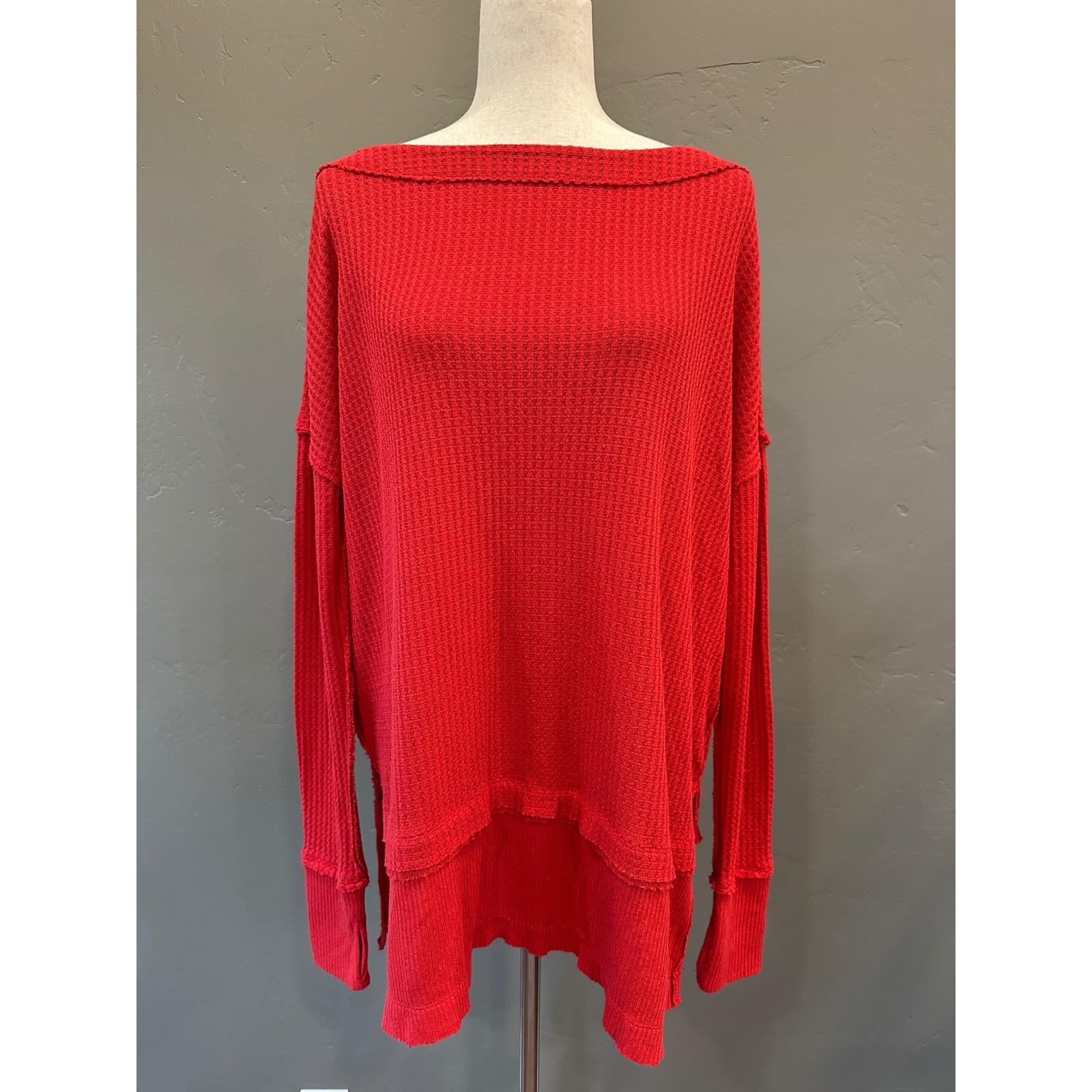 We The Free North Shore Thermal Top Red Waffle Knit High Low Hem Sz Small Boho