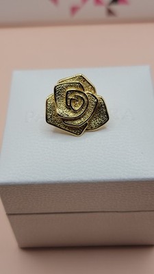 New Pandora Rose Bloom Oversized Charm  Elegant & Timeless 763675C00 W/ Box D82