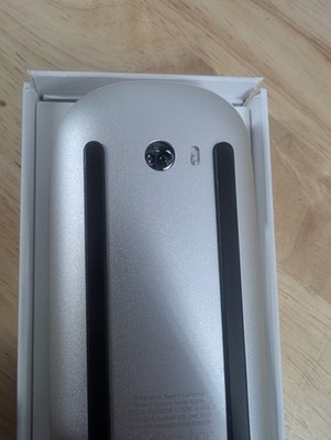 Apple Magic Mouse White Multi Touch Surface USB-C MXK53AM/A Open