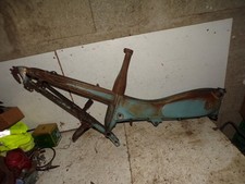 cadre 76 79 à compas insert réservoir absent motobecane mobylette 9226