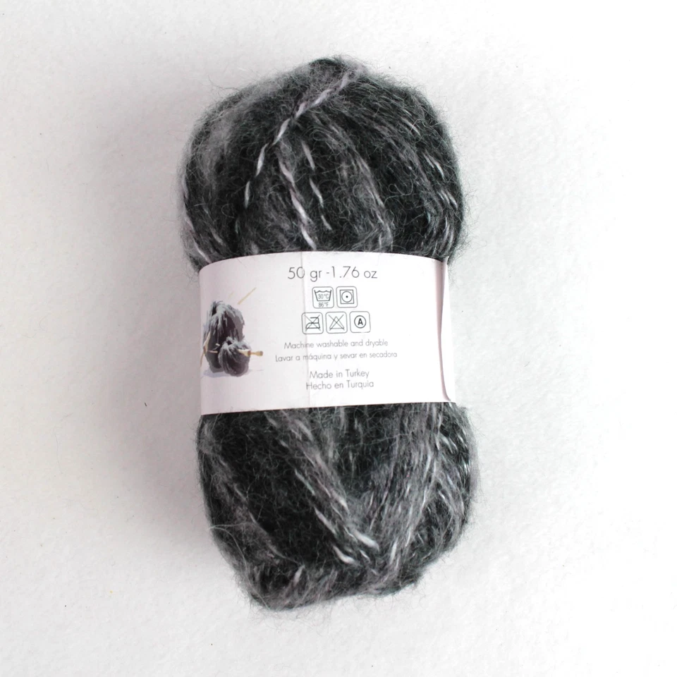 Lote de 14 Hilados Gala Tonos de Negro Gris 1.76oz (50 gr) Acrílico/Poliéster/Nylon Foto 3 de 4