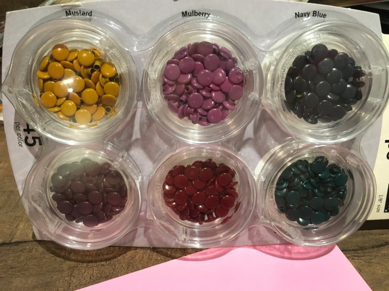 Making Memories 1/8" snaps/ 6 containers 45 per color/ Classic/New