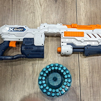 ZURU X-Shot Excel Fortress mit 40 Schuss Trommelmagazin & Schaumstoff-Darts