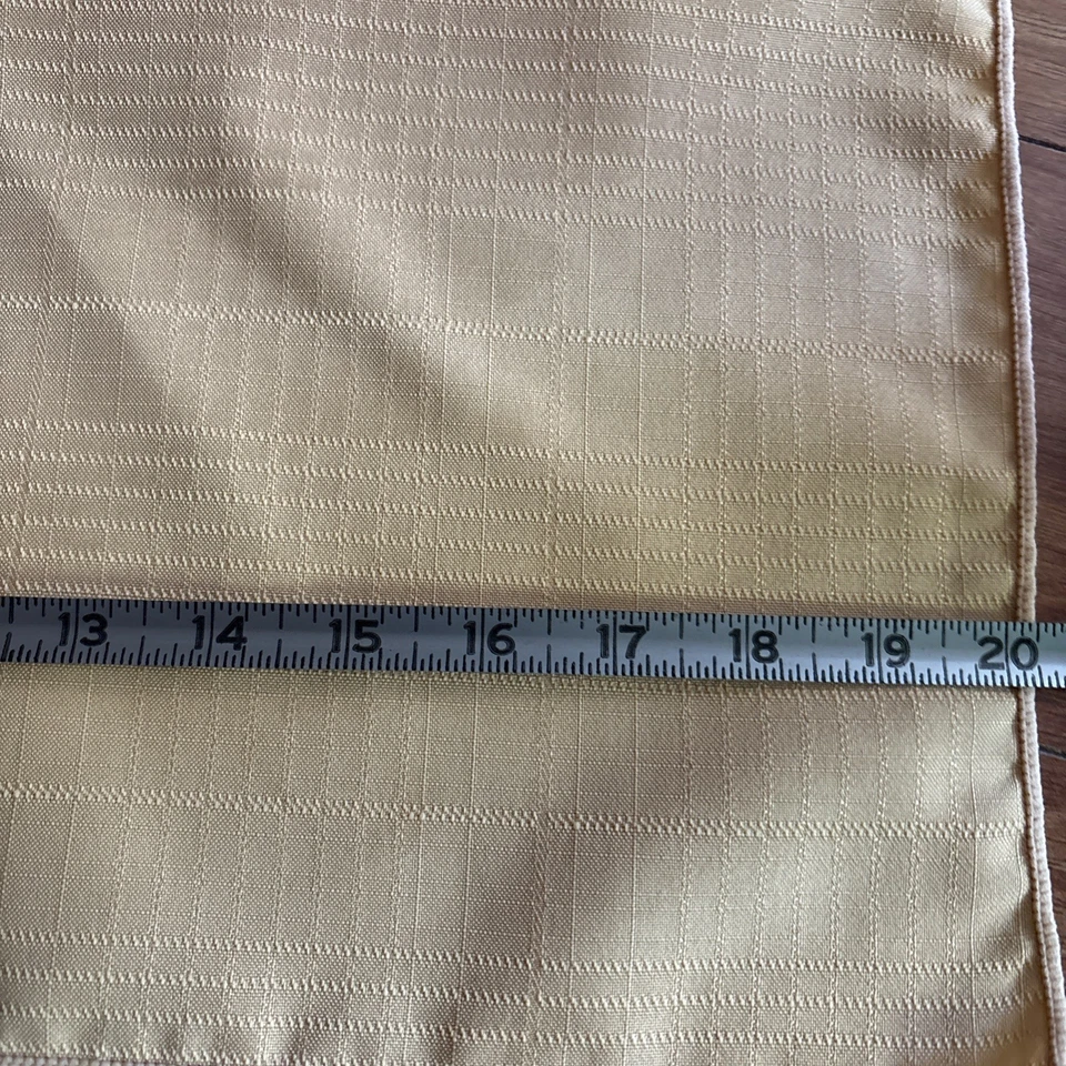 Dinner Napkins Harvest Gold Square Cloth 20 X 20” EUC Lot Of 9 Bundle  Linens - Image 4 of 4
