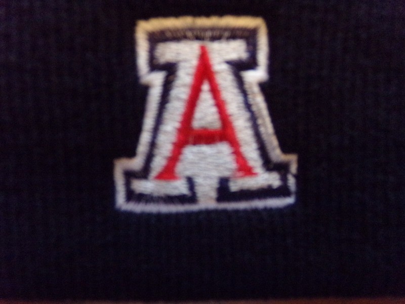"UNIVERSITY OF ARIZONA WILDCATS"  "Sport Knit Blue Hat" NIP Adult Size OSFM $19