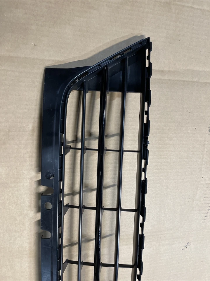 Parachoques inferior delantero negro Volkswagen Beetle 2017-2018 parrilla OEM Foto 2 de 4