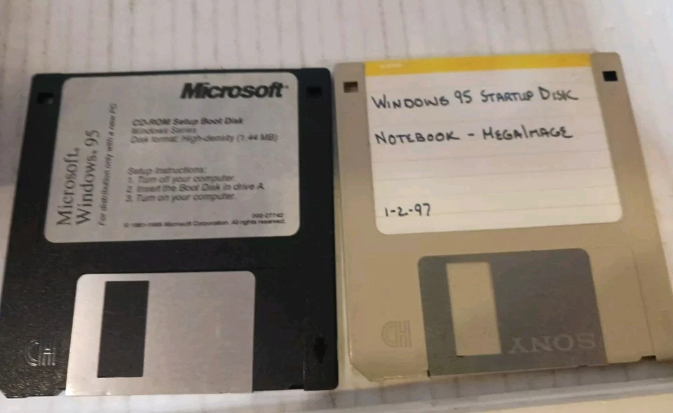 MICROSOFT WINDOWS 95 - Upgrade 3.5 Inch Floppy Disk Software 1 to 13 + - Image 3 of 4