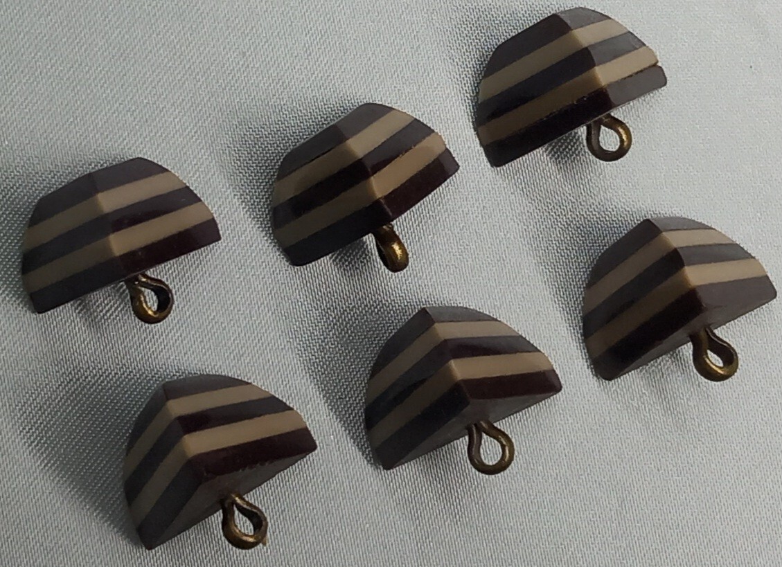 Boutons Vintage En Bakélite Bicolore - Lot Mercerie Ancienne - Occasion
