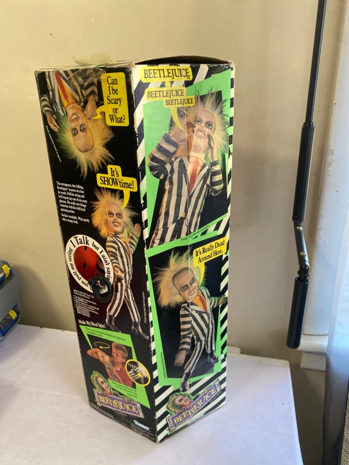 Muñeca Kenner BeetleJuice 1989 vintage tirar de cuerda parlante 16" nueva caja abierta Foto 4 de 4