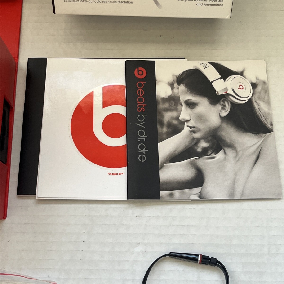 Beats by Dr. Dre Monster Tour In-Ear Headphones Earphones Beats by Dr. Dre Monster Tour In-Ear Headphones Earphones