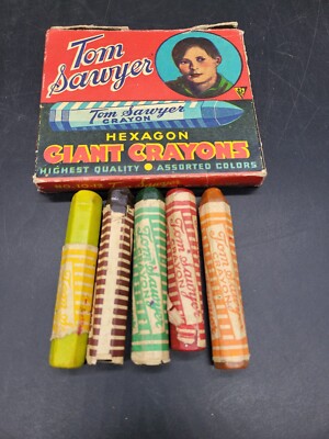 Vintage Circa 1942 TOM SAWYER Hexagon Giant Crayons 5 Count 