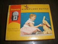 Kodak Brownie Starflash Outfit in Original Box Untested