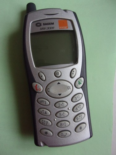 Evolution des telephones | Genially