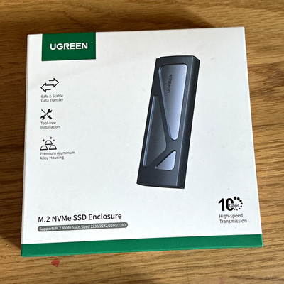 UGREEN M.2 NVMe SSD Gehäuse USB-C werkzeuglos Aluminiumgehäuse schwarz