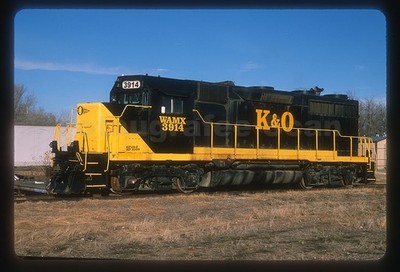 Original Fujichrome roster Webb Asset Mgmt WAMX 3914 GP39-2, nee-CBQ 978 GP35