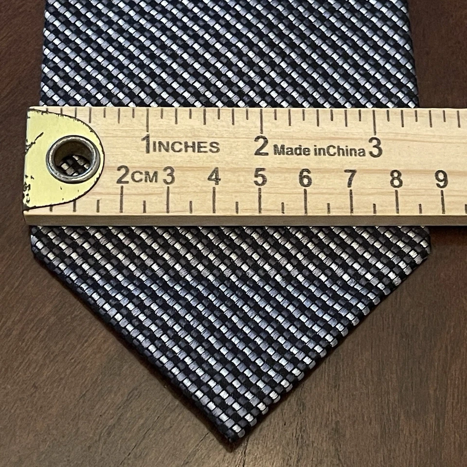 Мужской галстук ручной работы Geoffrey Beene 100% шелк сделано в Китае - Изображение 4 из 4