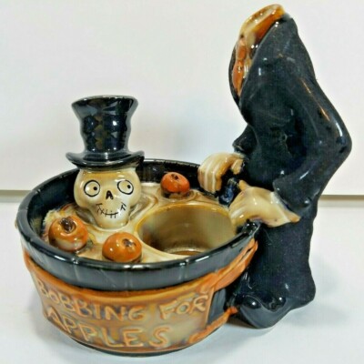 Yankee Candle Boney Bunch Bobbing For Apples Skeleton Tea Light Holder 1226809