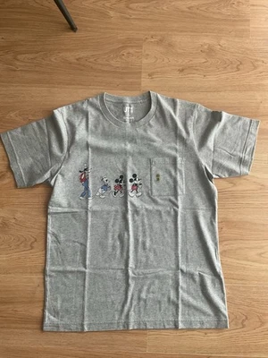 Tee shirt coton gris motifs Disney taille M marque Uniqlo neuf - Photo 1/2