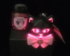 Bath  Body Works HALLOWEEN LIGHT UP BLACK CAT WITH PINK BOW Pocketbac holder