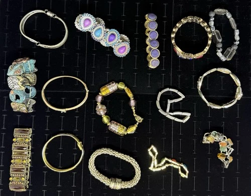Vintage To Modern Costume Jewelry Bracelets 15 Piece Lot Silver & Gold Tones