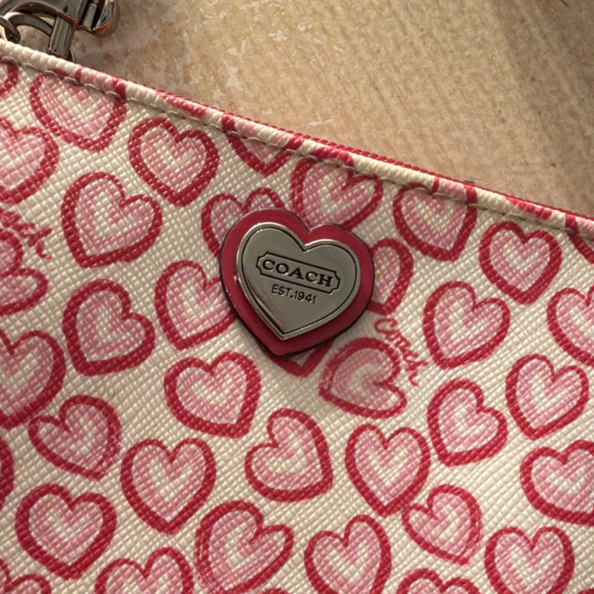 Vintage Coach Heart Print Wristlet Ivory Pink Red Logo Zipper