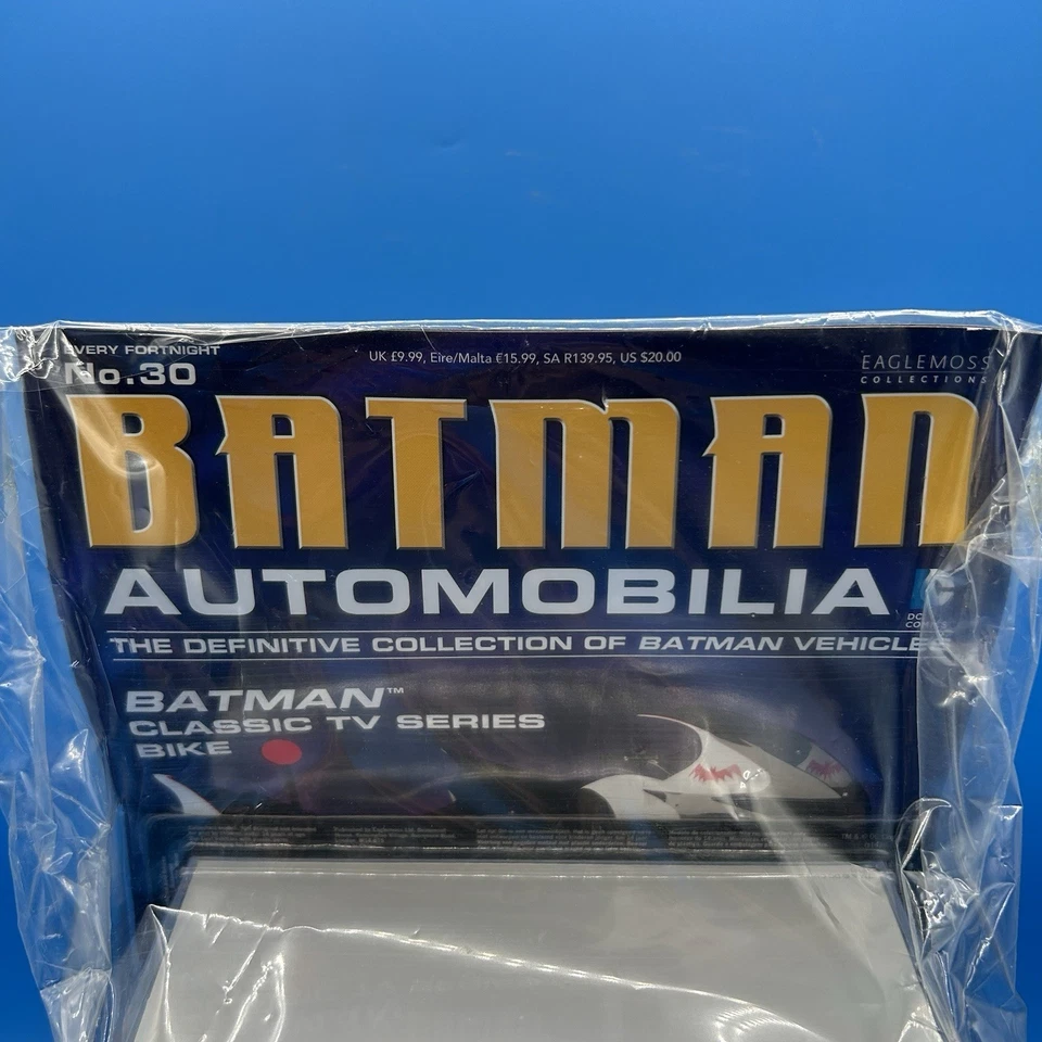 Eaglemoss BATMOBILE Automobilia Magazine #30 • BATMAN CLASSIC TV SERIES BATCYCLE - Image 3 of 3