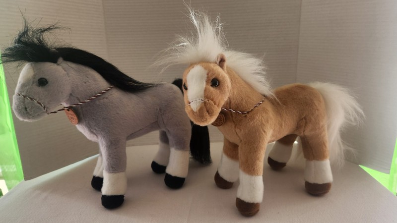 Breyer Plush * SHOWSTOPPER SERIES* Palomino & Welsh Cob!🐴🐴🐴