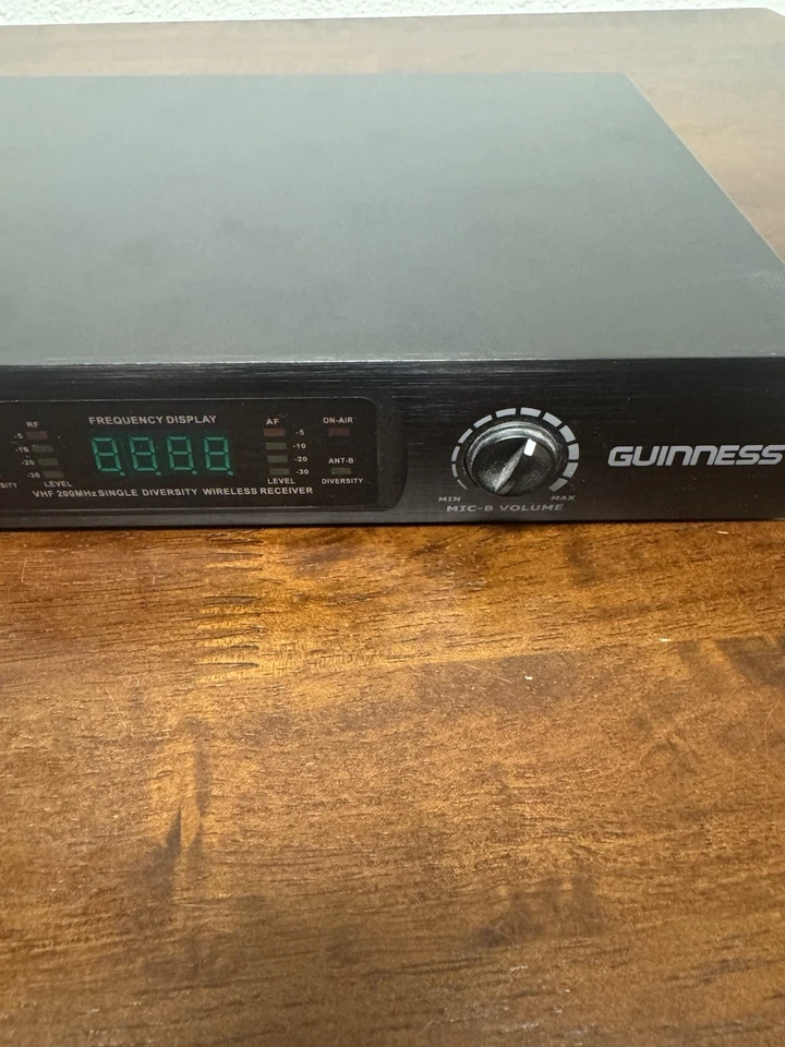 GUINNESS MU-200 dual-channel UHF wireless microphone receiver - Image 4 of 4