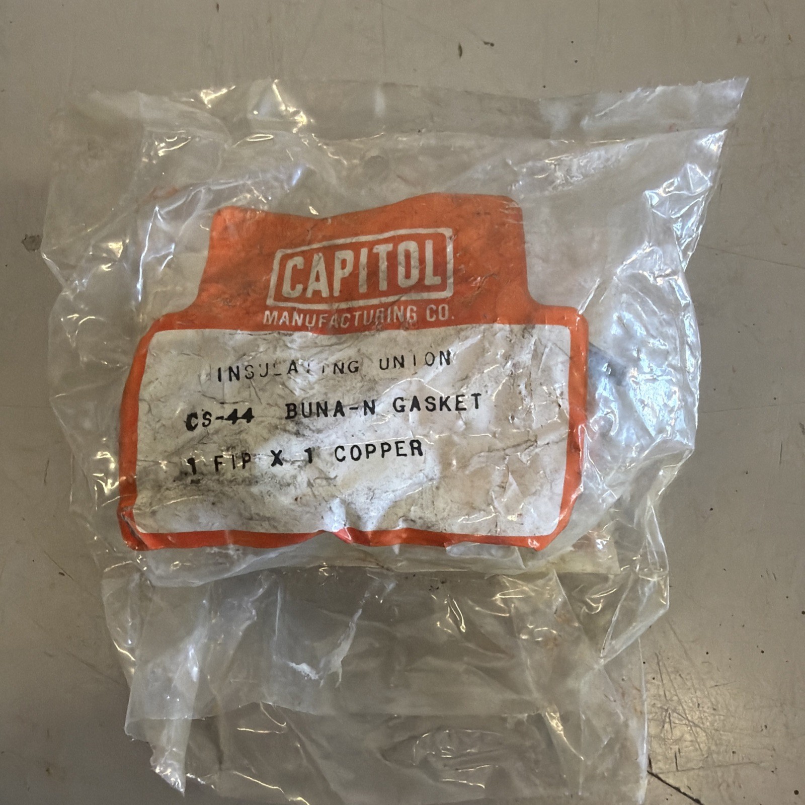 Capitol Insulating Union CS-44, Buna-N Gasket 1 FIP x 1 Copper (NEW)
