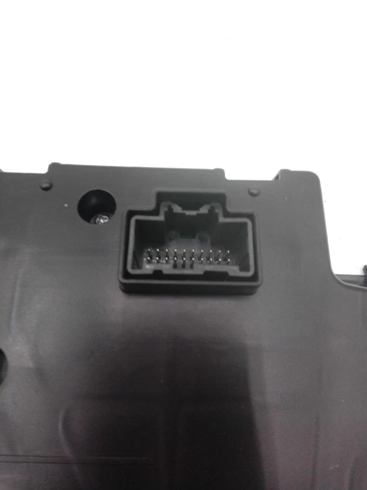 Medidor de velocímetro usado se adapta a: 2007 Gmc Yukon XL 1500 nuevo estilo piel de puerta lisa c Foto 3 de 4