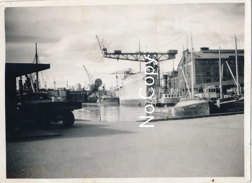 Photo WW2 Military: Norway Port Ship Svalbard Norge Crane Ships X245