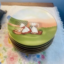 Sun Bonnet Babies Plates Of The Week Full Set of 7 display - VTG 1974 - Ltd Ed!