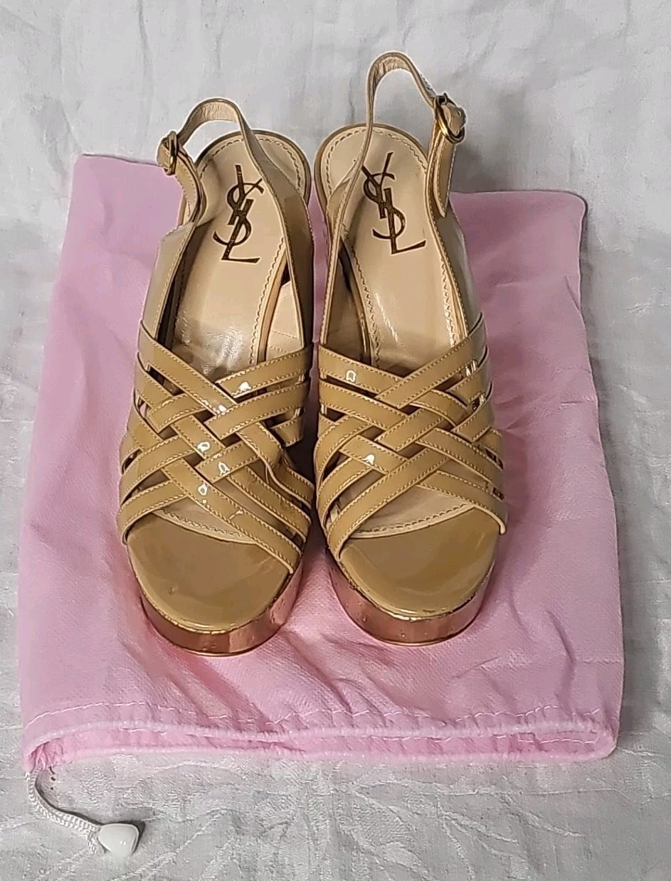 SAINT LAURENT Sandali nudi YSL Idole oro zeppa plateau vernice pelle 36