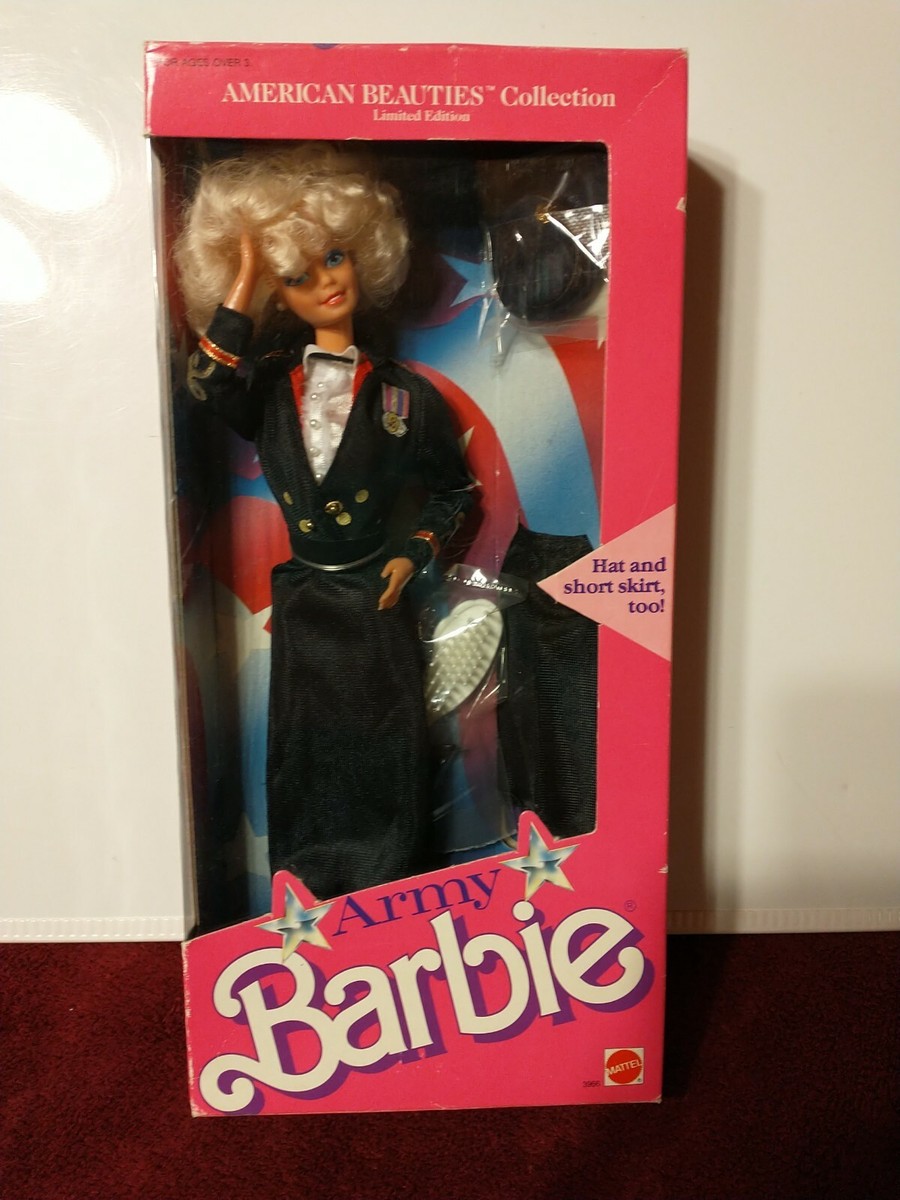 ARMY Barbie/アーミー バービー Amazon.com: Star 'N Stripes ARMY Barbie & Ken Deluxe Set