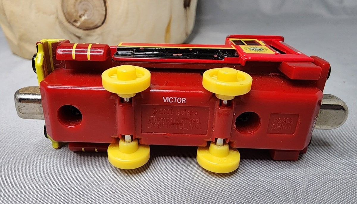 Magnete Motore Victor In Pressofuso, Fisher-Price Thomas & Friends Take-n-Play, Nuovo, Thailandia.