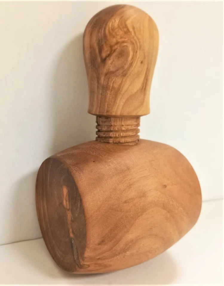 Olive Wood Nut Cracker Screw Handcrafted from Natural Olive Wood Bethlehem - Image 3 of 4