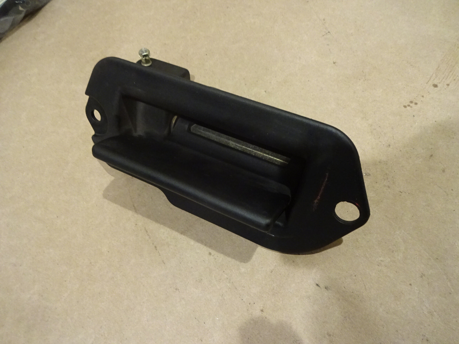 Ferrari 355 - RH Passenger Side Exterior Door Handle -P/N 64458400