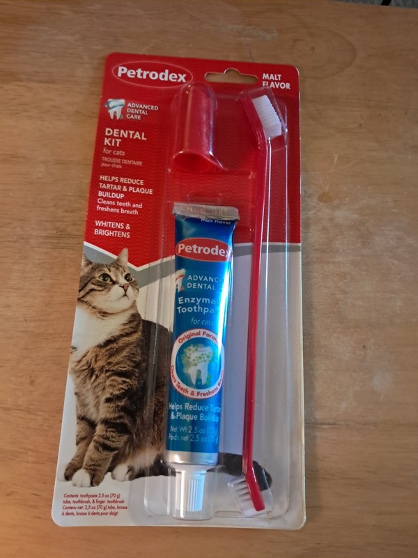 Petrodex Dental Care Kit for Cats, Cat Toothbrush 2.5 Ounce (Pack of 1), Red 